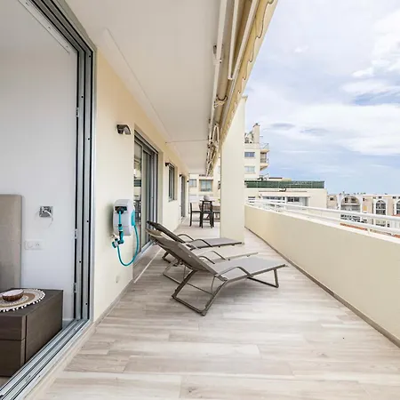 45 Croisette - Luxurious 3-bedroom Croisette Terrace And Sea View Cannes