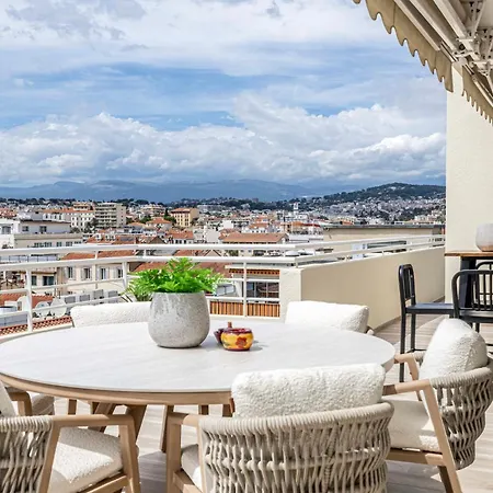 45 Croisette - Luxurious 3-bedroom Croisette Terrace And Sea View
